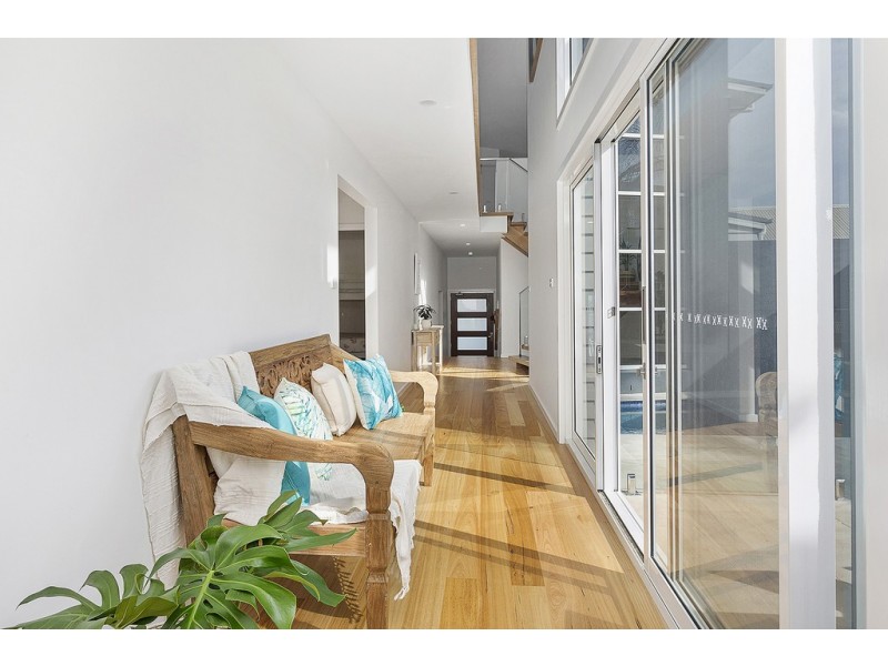 17 Darien Avenue, Kiama Downs NSW 2533