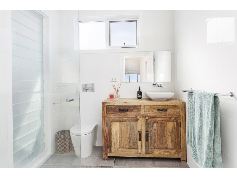 17 Darien Avenue, Kiama Downs NSW 2533