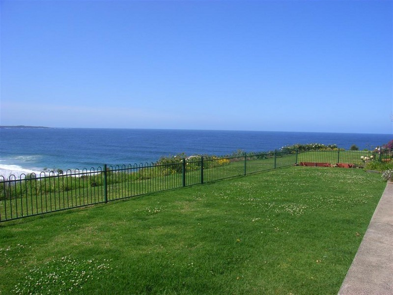 18 Cliff Drive, Kiama Downs NSW 2533