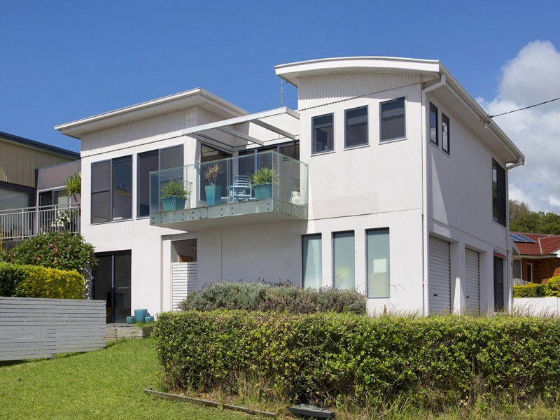 1 The Circuit, Kiama Downs NSW 2533