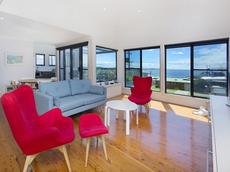 1 The Circuit, Kiama Downs NSW 2533