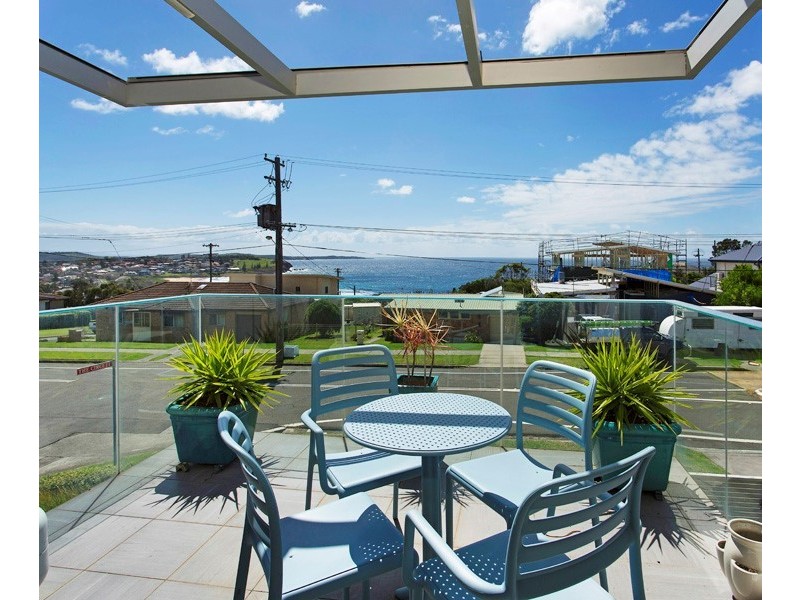 1 The Circuit, Kiama Downs NSW 2533