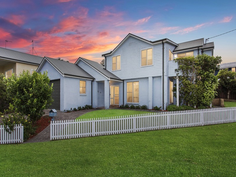 21 Anembo Crescent, Kiama Heights NSW 2533