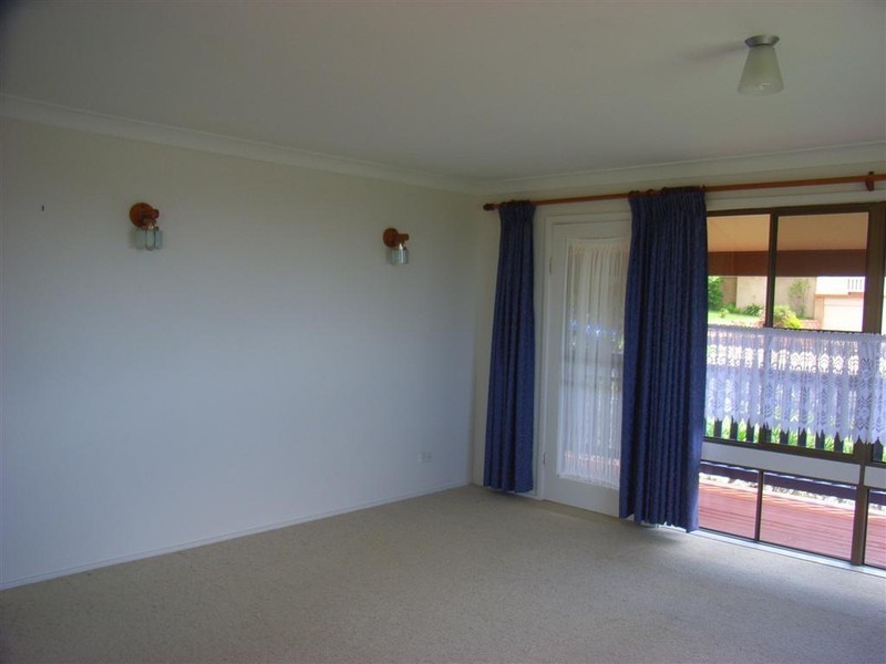 22 Anembo Cres, Kiama Heights NSW 2533