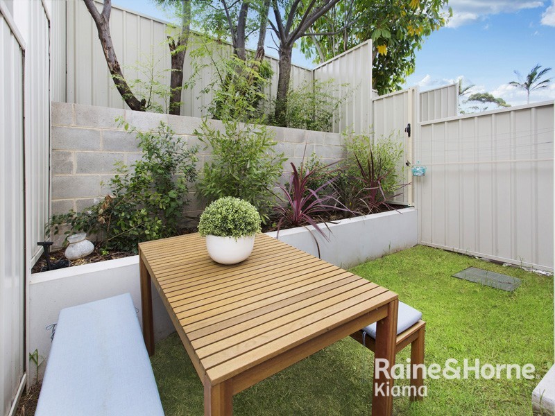 8/125 Lake Entrance Road, Barrack Heights NSW 2528