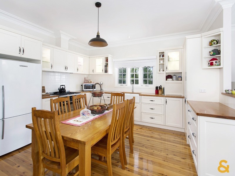 2 Brighton Street, Kiama NSW 2533