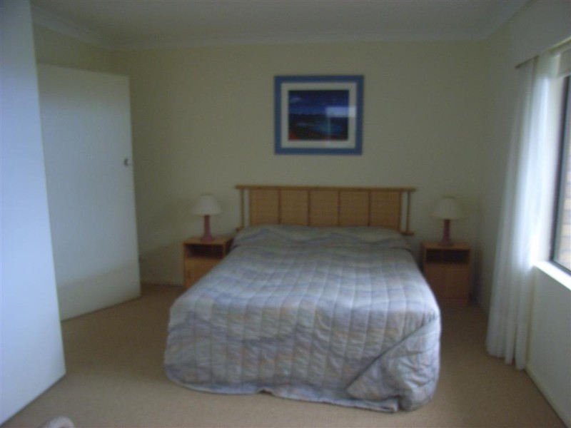 2/4 Tingira Cres, Kiama NSW 2533