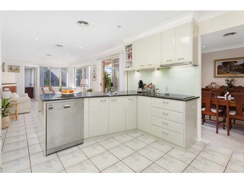 11 MOONA AVENUE, Kiama Downs NSW 2533