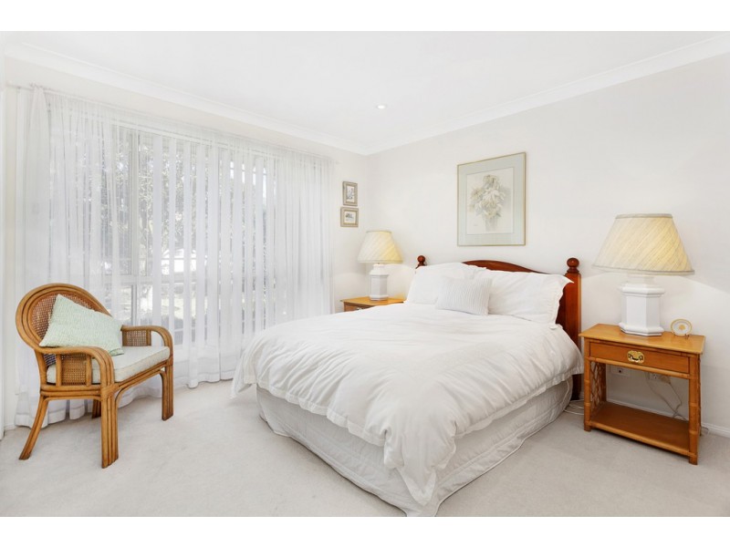 11 MOONA AVENUE, Kiama Downs NSW 2533