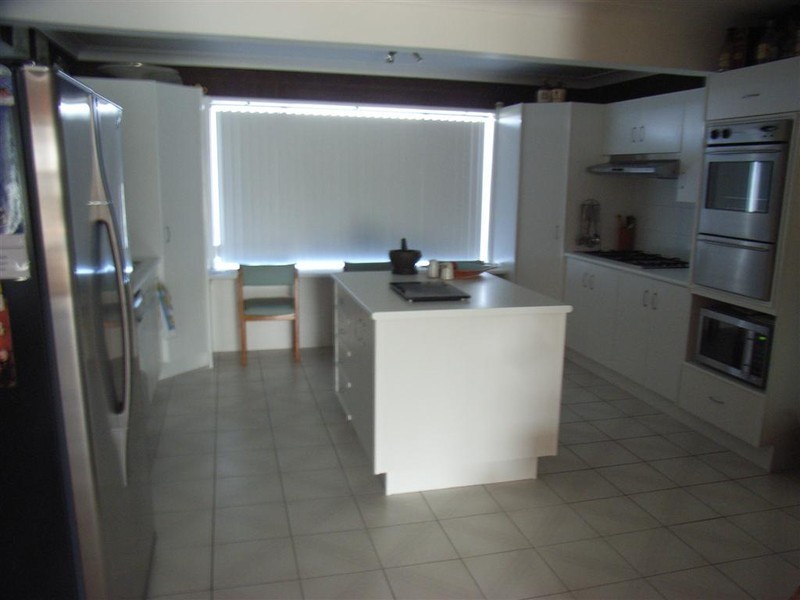 119 North Kiama Dr, Kiama Downs NSW 2533