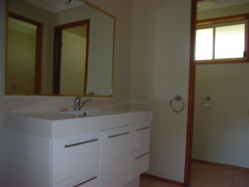 19 Henry Parkes Drive, Kiama Downs NSW 2533