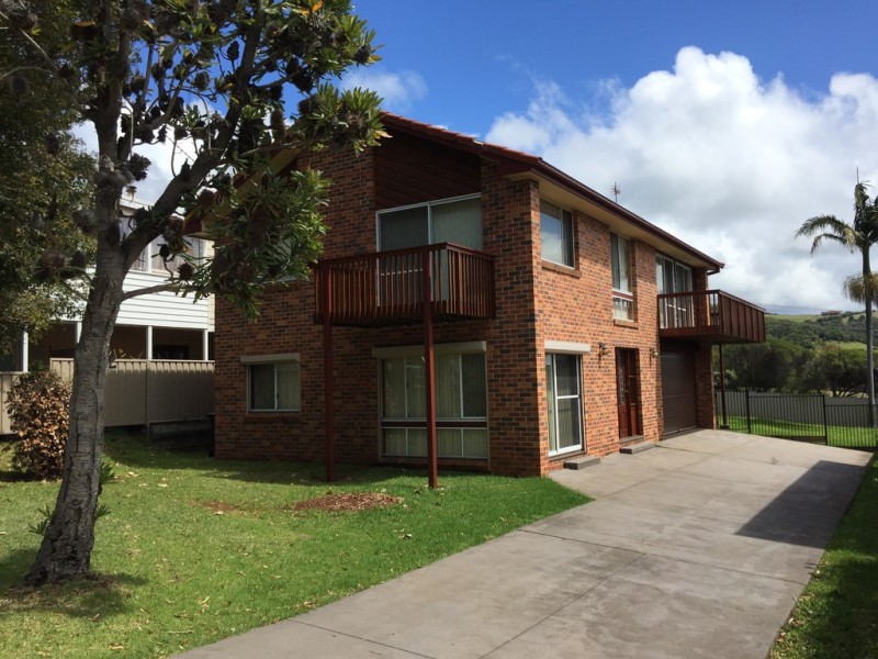 25 Attunga Avenue, Kiama Heights NSW 2533