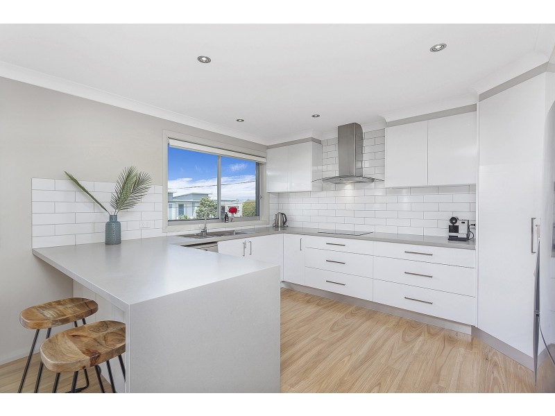 87 North Kiama Drive, Kiama Downs NSW 2533