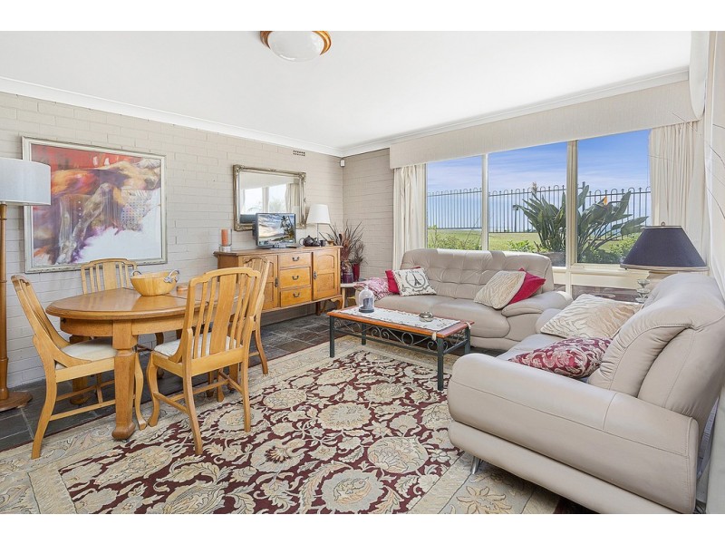 24 Cliff Drive, Kiama Downs NSW 2533