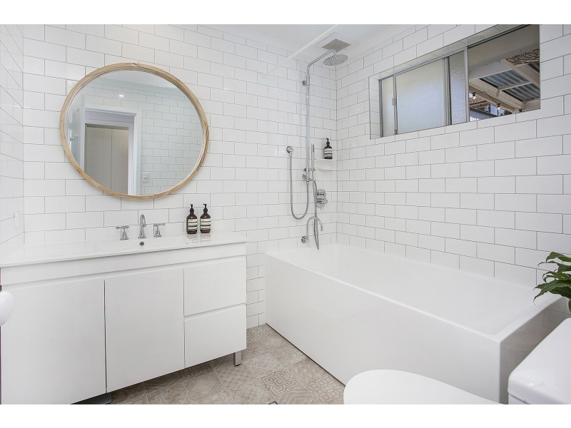 77 Kalang Road, Kiama Heights NSW 2533