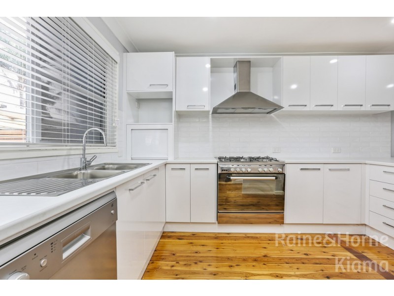 45 Girraween Avenue, Lake Illawarra NSW 2528