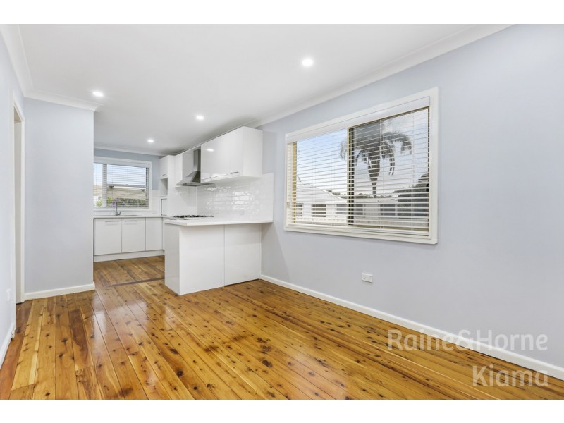 45 Girraween Avenue, Lake Illawarra NSW 2528
