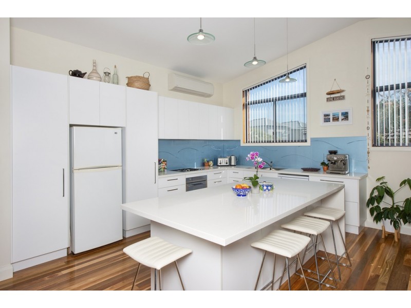 9 Cathedral Rocks Avenue, Kiama Downs NSW 2533
