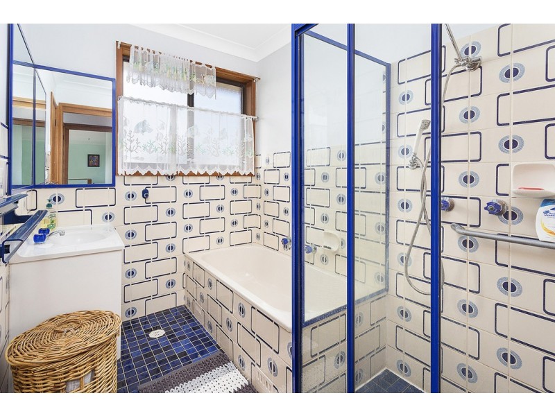 110 Riverside Drive, Kiama Downs NSW 2533