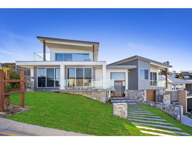 1 Northpoint Place, Bombo NSW 2533