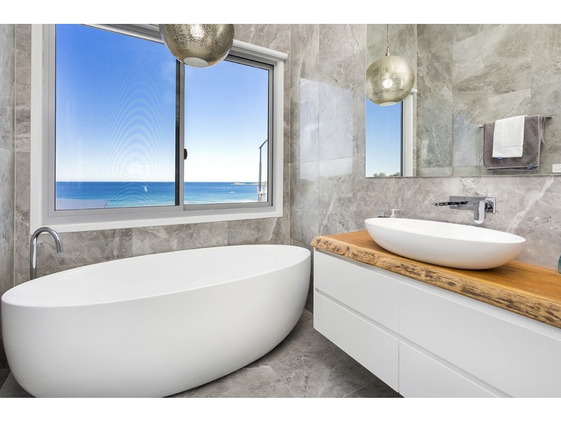 1 Northpoint Place, Bombo NSW 2533