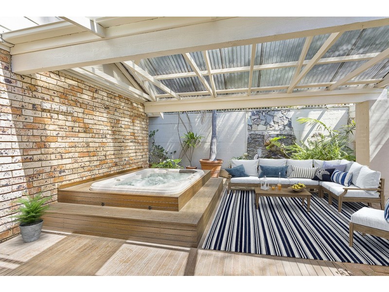 16 Garden Avenue, Kiama NSW 2533