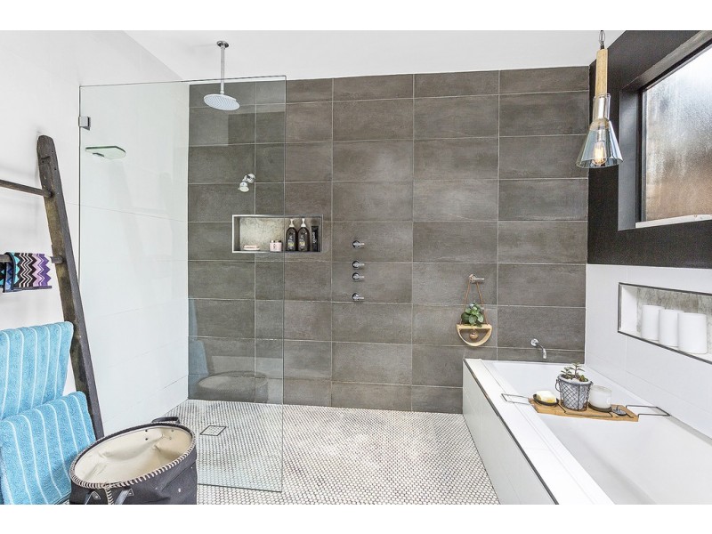 30 Irvine Street, Kiama NSW 2533