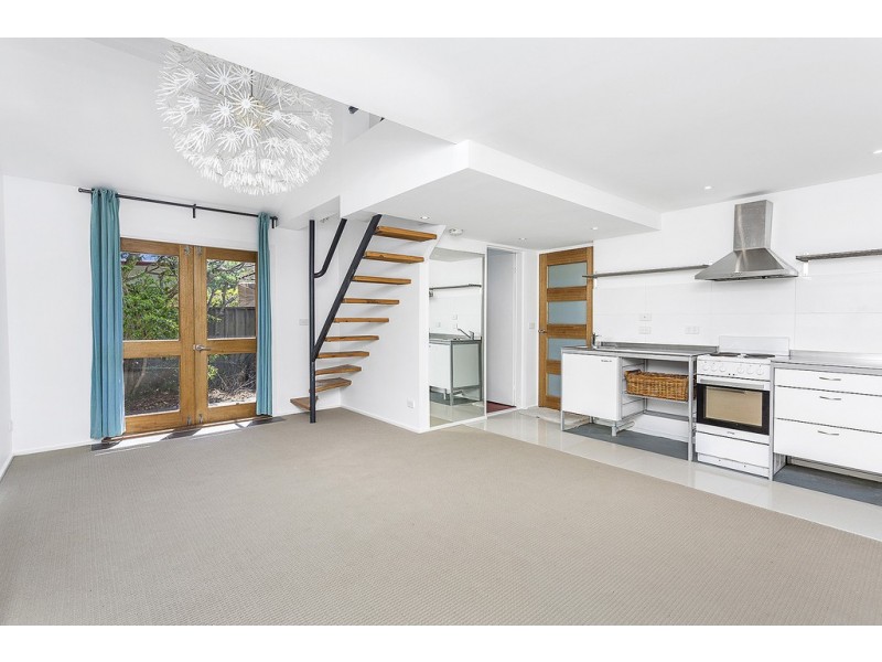 30 Irvine Street, Kiama NSW 2533