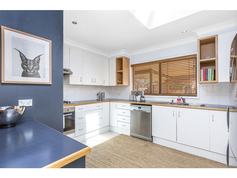 30 Irvine Street, Kiama NSW 2533