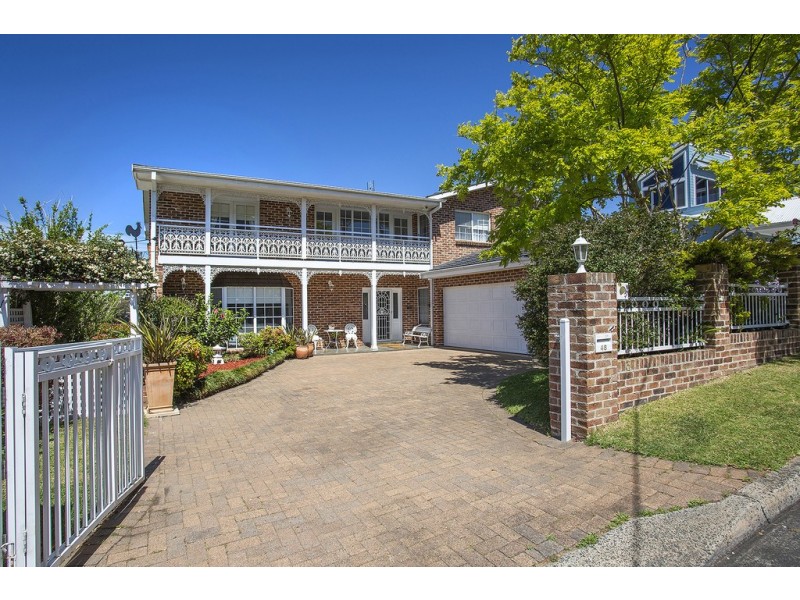 48 Minnamurra Street, Kiama NSW 2533