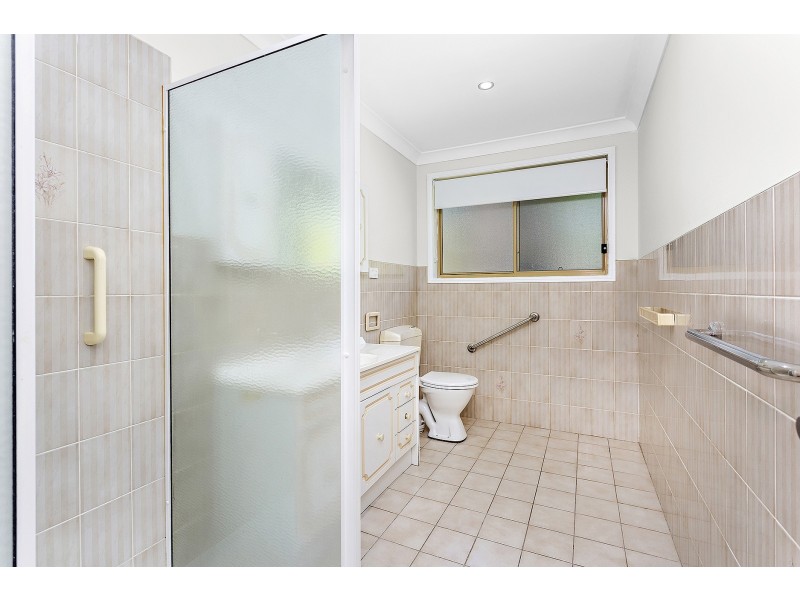 2/77 Meehan Drive, Kiama Downs NSW 2533