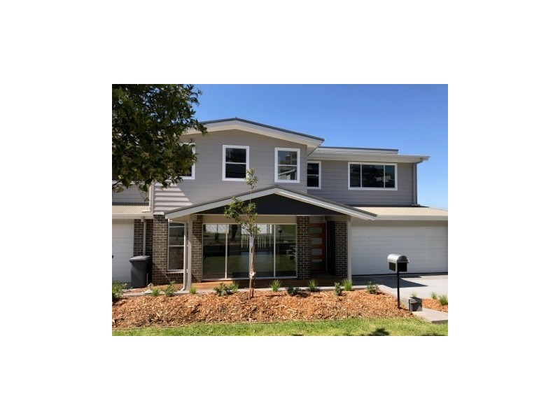 8 Melia Street, Kiama NSW 2533