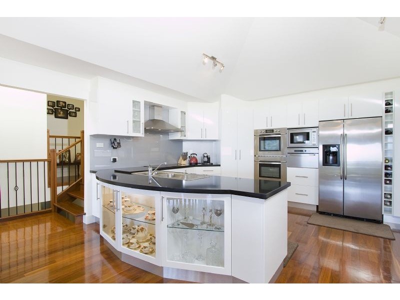 16 Cole Street, Kiama NSW 2533