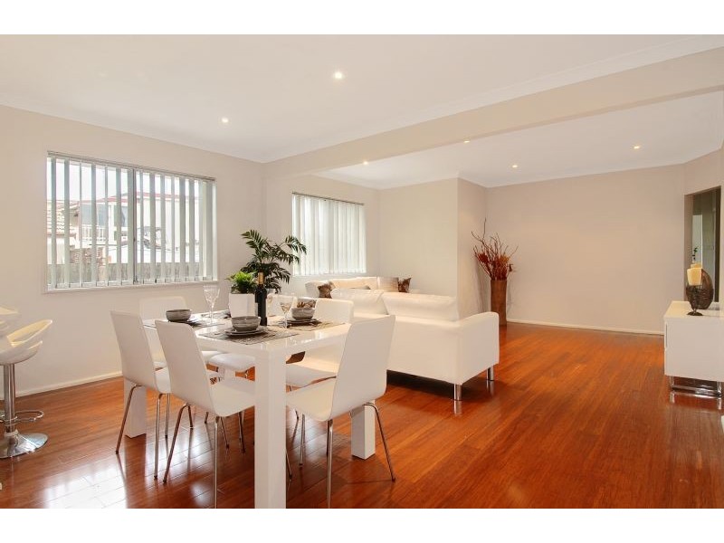 12 Charles Ave, Minnamurra NSW 2533