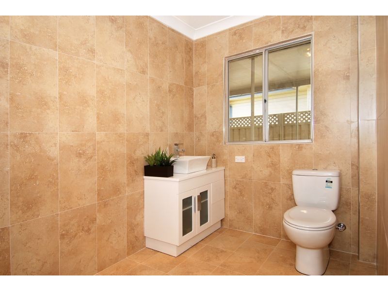 12 Charles Ave, Minnamurra NSW 2533