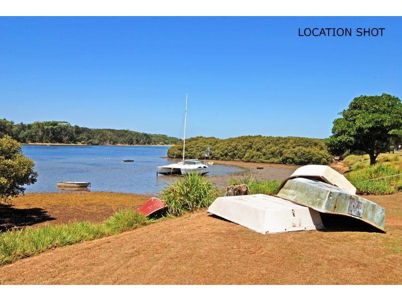 12 Charles Ave, Minnamurra NSW 2533
