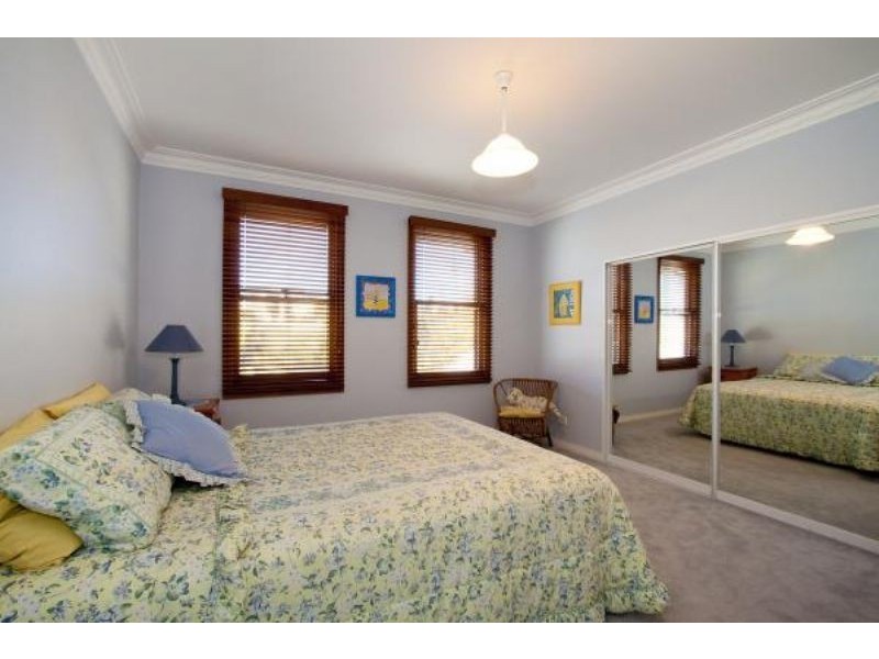 8 Whitton Place, Kiama NSW 2533