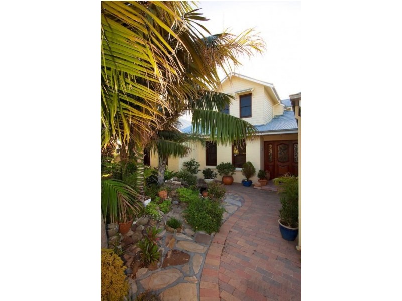 8 Whitton Place, Kiama NSW 2533