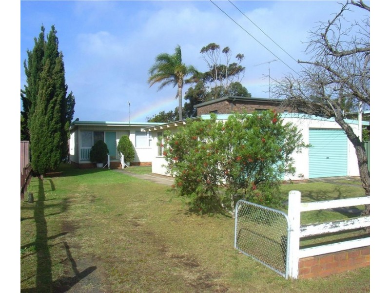 38 Charles Ave, Minnamurra NSW 2533