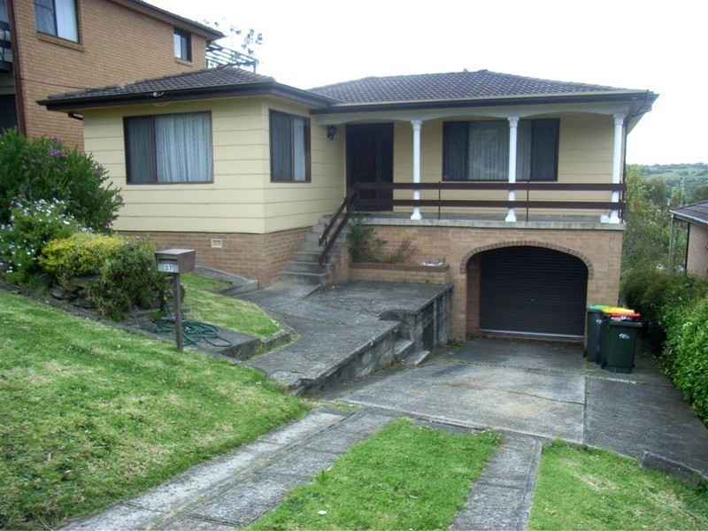 37 Hothersal Street, Kiama NSW 2533