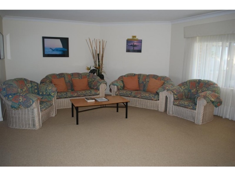 2/4 Tingira Crescent, Kiama NSW 2533