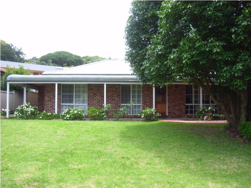 11 Glenbrook Drive, Kiama NSW 2533