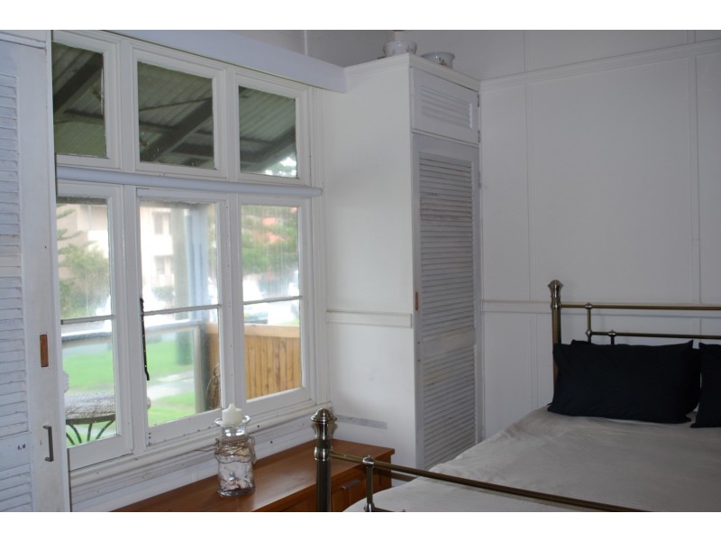 15 Bong Bong St, Kiama NSW 2533