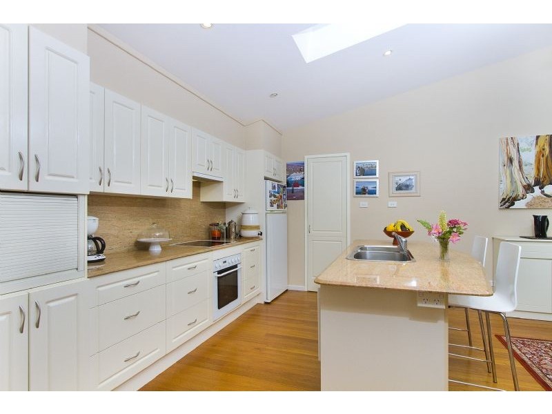 57 Girrawheen Ave, Kiama NSW 2533