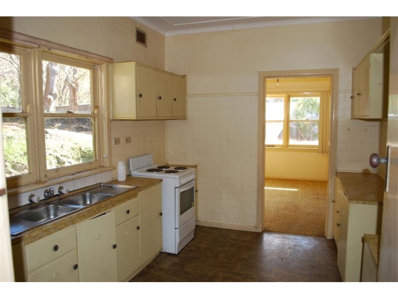 127 Princes Highway, Kiama Heights NSW 2533