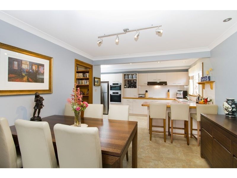 12 Barton Drive, Kiama Downs NSW 2533