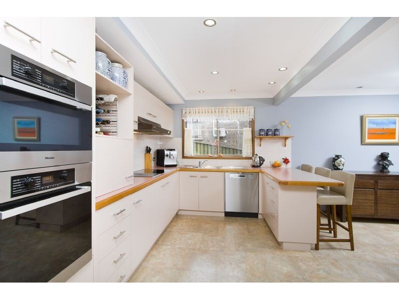 12 Barton Drive, Kiama Downs NSW 2533