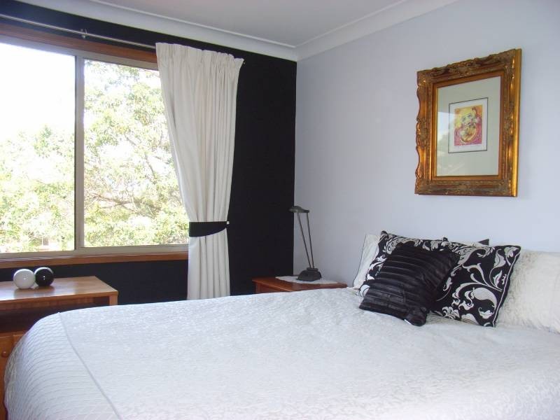 12 Barton Drive, Kiama Downs NSW 2533