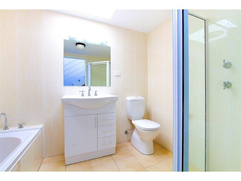 2/128 Charles Ave, Minnamurra NSW 2533