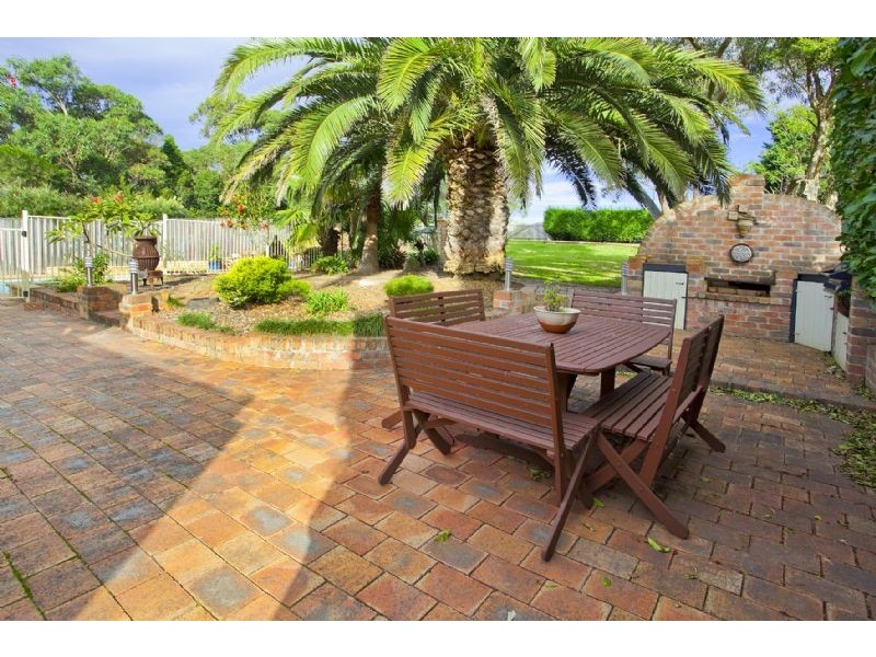 60 Barton Drive, Kiama Downs NSW 2533